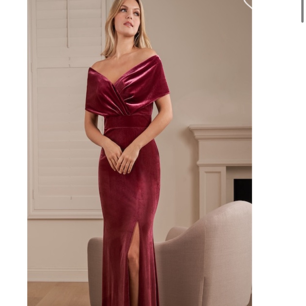 Jasmine Bridal dress NWT in dusty rose